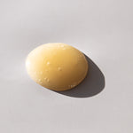 Lightweight texture of Kleem Organics Vitamin C Serum – fast-absorbing antioxidant formula